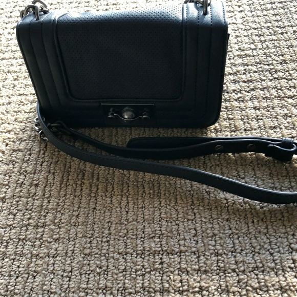 Bag - Picture 2 of 5